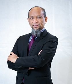 Foto Datuk Dr. Ahmad Shukri Md Salleh, dokter internis di KPJ Damansara Specialist Hospital