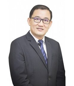 Foto Dr. Ang Hak Lee, dokter anak di Sunway Medical Centre