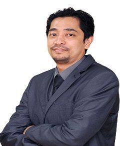 Foto Assoc. Prof. Dr. Azlanudin Azman, dokter internis di UKM Specialist Centre