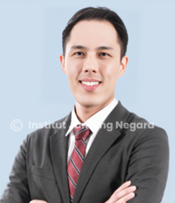 Foto Dr. Chen Yen Chuan, dokter bedah jantung di Institut Jantung Negara (IJN)