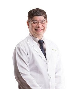 Foto Dr. Chow Chong Chek, dokter tulang (ortopedi) di Island Hospital