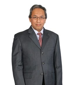 Foto Dato Dr. Mazlam Mohd Zawawi DIMP, dokter internis di KPJ Ampang Puteri