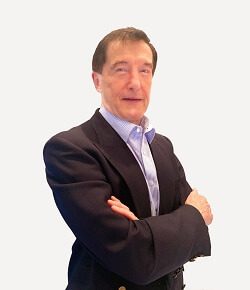 Foto Dr. David Cumberland, dokter jantung di Prince Court Medical Centre