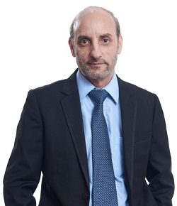 Foto Dr. Farhat Aziz Khan, dokter onkologi di Pantai Hospital Penang
