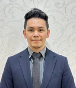 Foto Dr. Fong Voon Ken, dokter internis di Gleneagles Kuala Lumpur