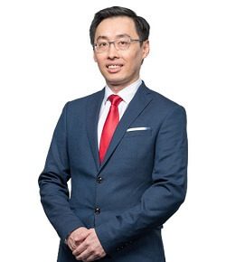 Foto Dr. Henning Loo Cheng Kien, dokter internis di Sunway Medical Centre