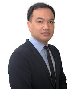 Foto Dr. Ismazizi Zaharudin, dokter bedah umum di Institut Jantung Negara (IJN)