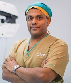 Foto Dr. K John Mathen, dokter mata di Pantai Hospital Kuala Lumpur