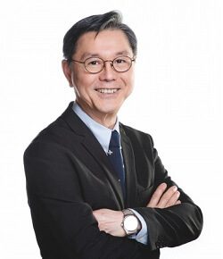 Foto Dr. Koay Cheng Eng, dokter tht di Sunway Medical Centre