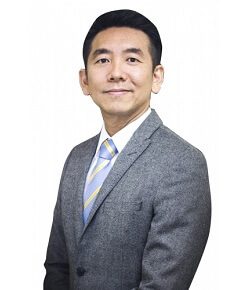 Foto Dr. Kow Ken Siong, dokter internis di Sunway Medical Centre