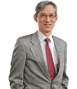 Foto Dato' Dr. Lai Yoon Kee, dokter mata di Gleneagles Penang