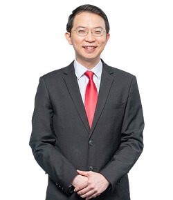 Foto Dr. Lim Kim Piow, dokter internis di Sunway Medical Centre Velocity