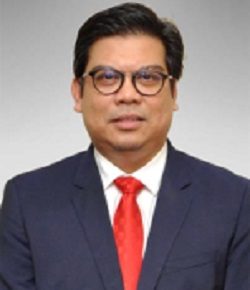 Foto Dr. Raja Affendi Raja Ali, dokter internis di UKM Specialist Centre