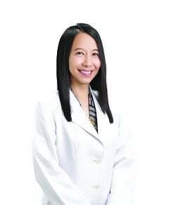 Foto Dato' Dr. Rus Anida Awang, dokter anak di Island Hospital