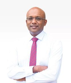 Foto Dr. Taufiq Abdullah, dokter jantung di Thomson Hospital