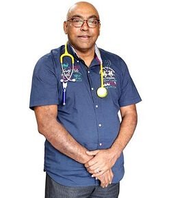 Foto Dr. Vernon VV Lee, dokter anak di Gleneagles Kuala Lumpur