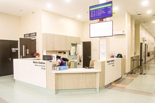 Suasana Penang Adventist Hospital, rumah sakit di Penang